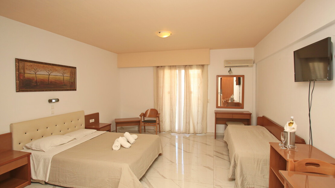 Anthoula Village Hotel